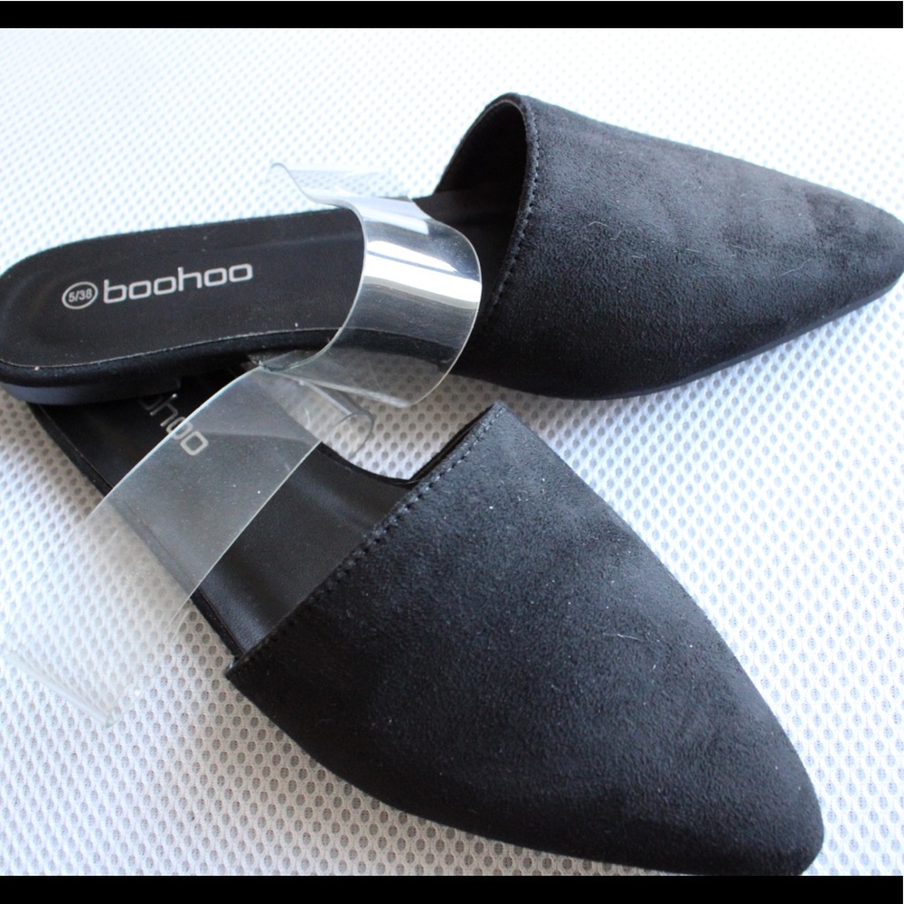 Slip on black suede flats size 5/38 (US size 7.5)